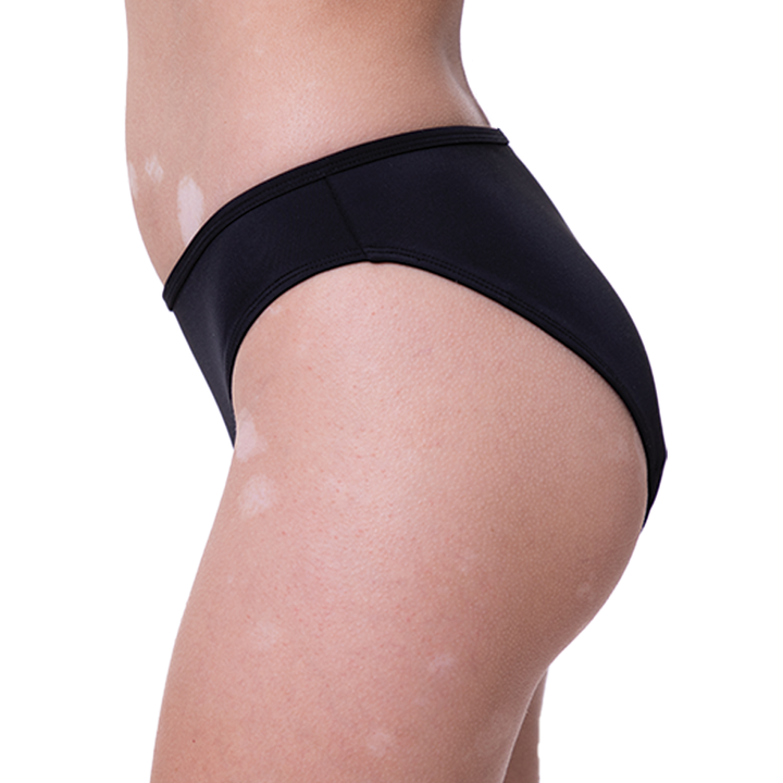 Slip menstrual pentru inot, protectie UV30+ absorbtie moderata Maja negru - FemiEko