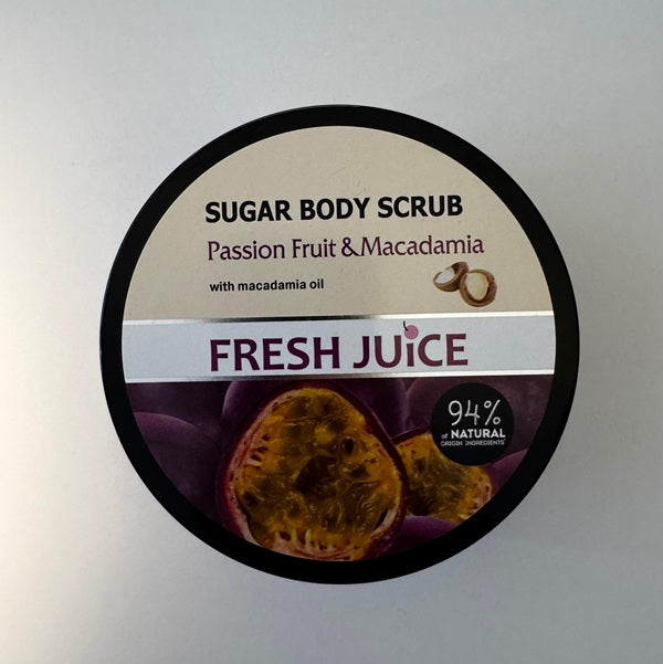 Scrub corp fructul pasiunii macadamia 225ml - Fresh Juice