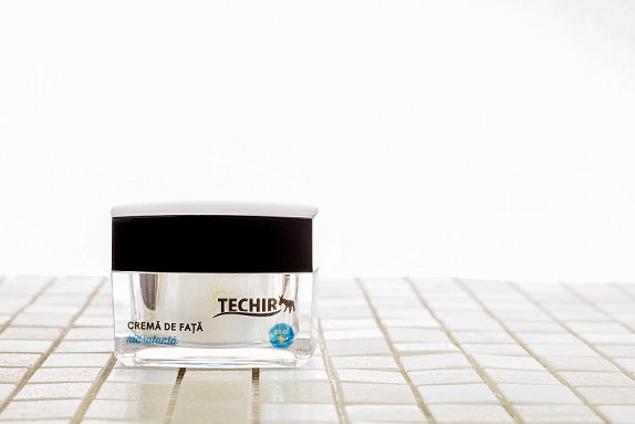 Crema hidratanta de fata/zi 50gr - Techir